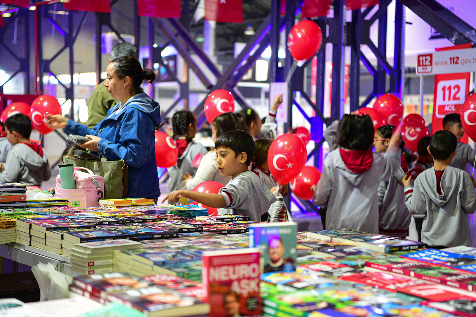 10.  Malatya Anadolu Kitap ve Kültür Fuarı devam ediyor.