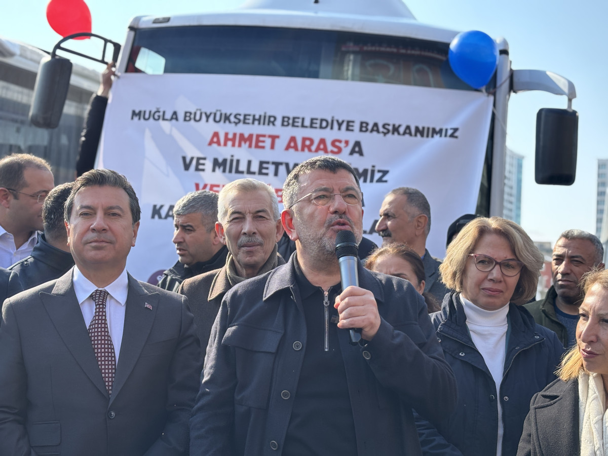 Ağbaba: Talep Olursa AKP ve MHP'li Belediyelere de Destek Veririz