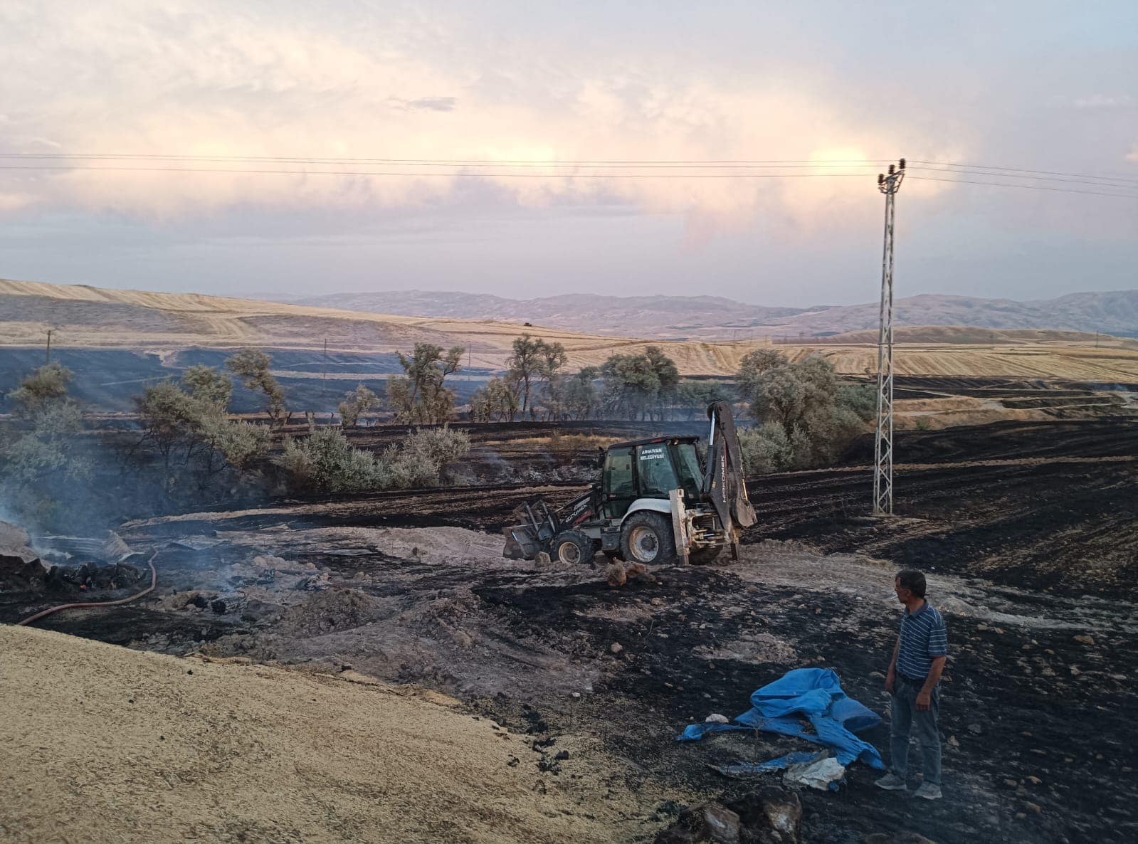 Arguvan'da Arazi Yangını Kontrol Altına Alındı