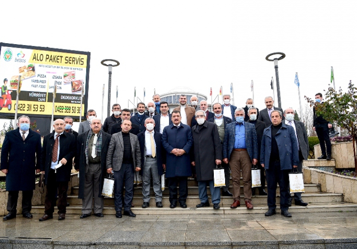 Başkan Gürkan, Muhtarlara Hizmetleri Gezdirdi