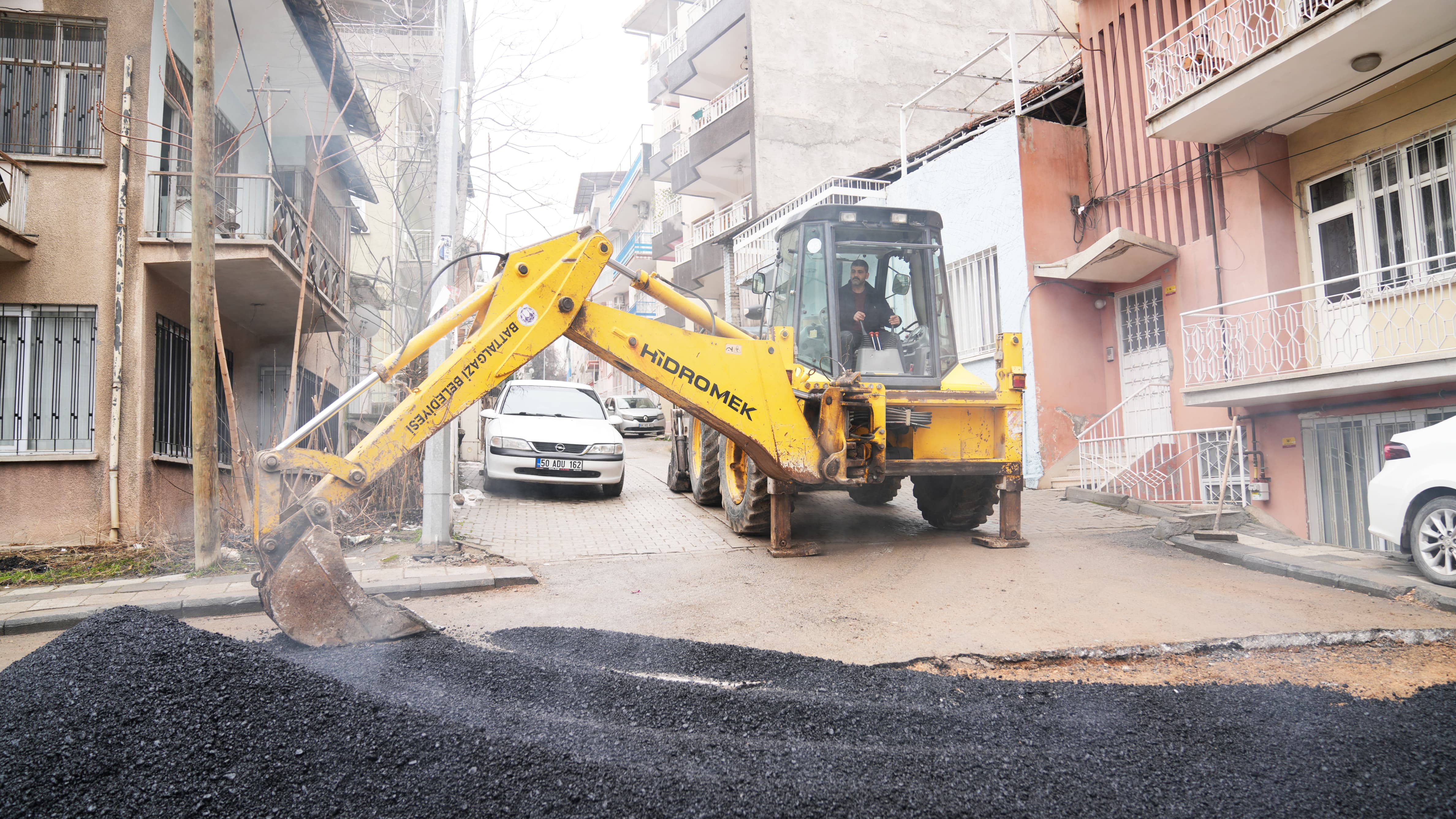 Battalgazi'de Caddeler Onarılıyor