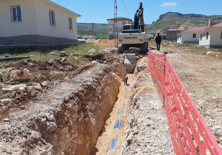 BAYRAMUŞAĞININ ALT YAPI SORUNU ÇÖZÜLÜYOR