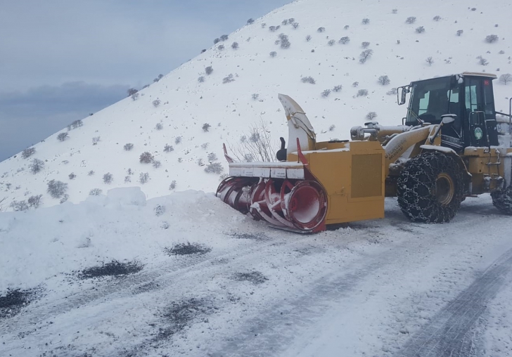 BÜYÜKŞEHİR 698 MAHALLE YOLUNU ULAŞIMA AÇTI