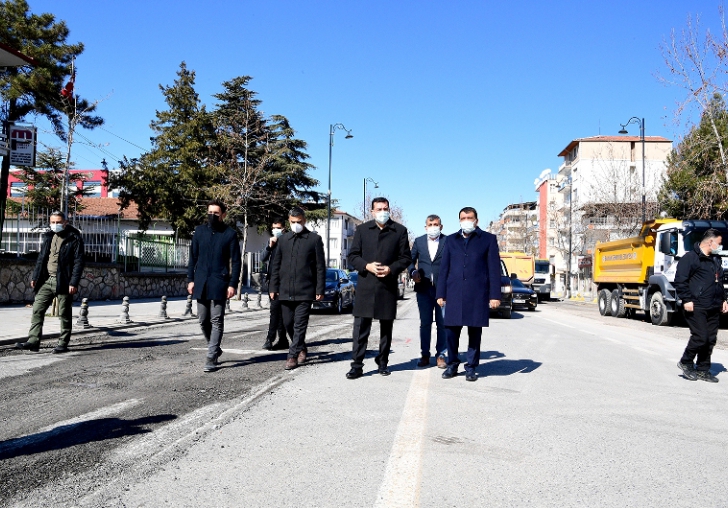 Büyükşehir Belediyesi İstasyon Caddesini Genişletiyor