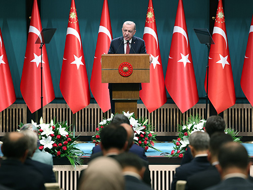 Cumhurbaşkanı, TFF Başkanı Hacıosmanoğlu’nu tebrik etti