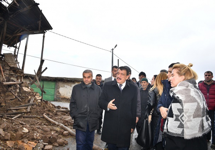 Depreme Hazırlıksız yakalanan Malatya yaraları sarıyor