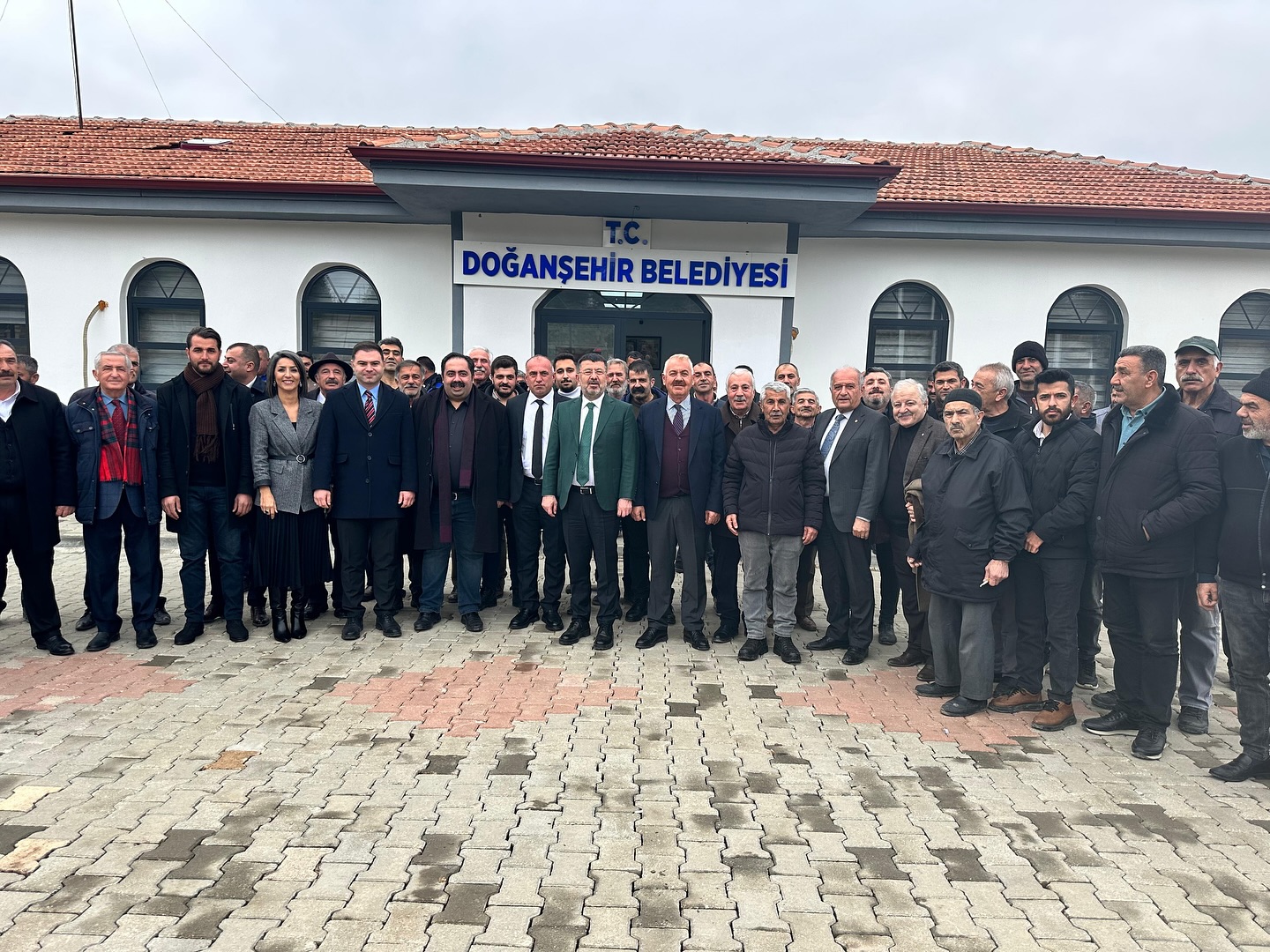 Doğanşehir Belediyesinde Hibe Araç Töreni