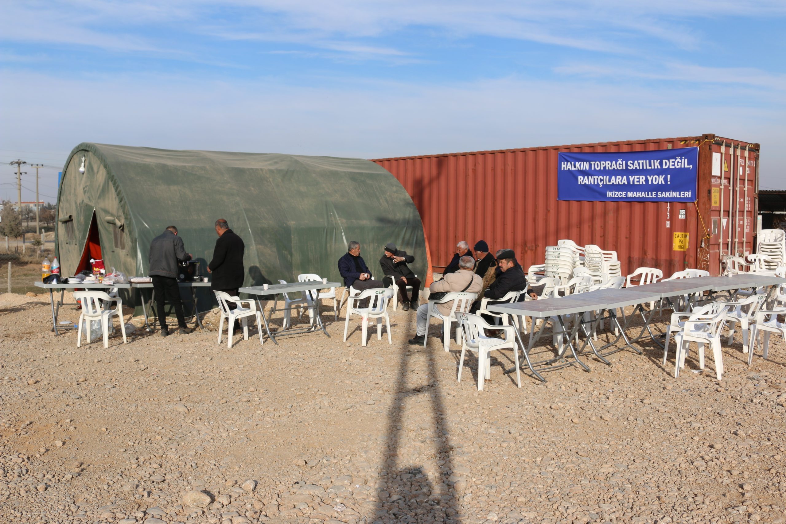 Haçovalılar İkizce'deki Tapuları İçin Yürüyor