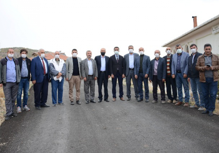 Hekimhan Işıklı'nın Yolu Asfaltlandı