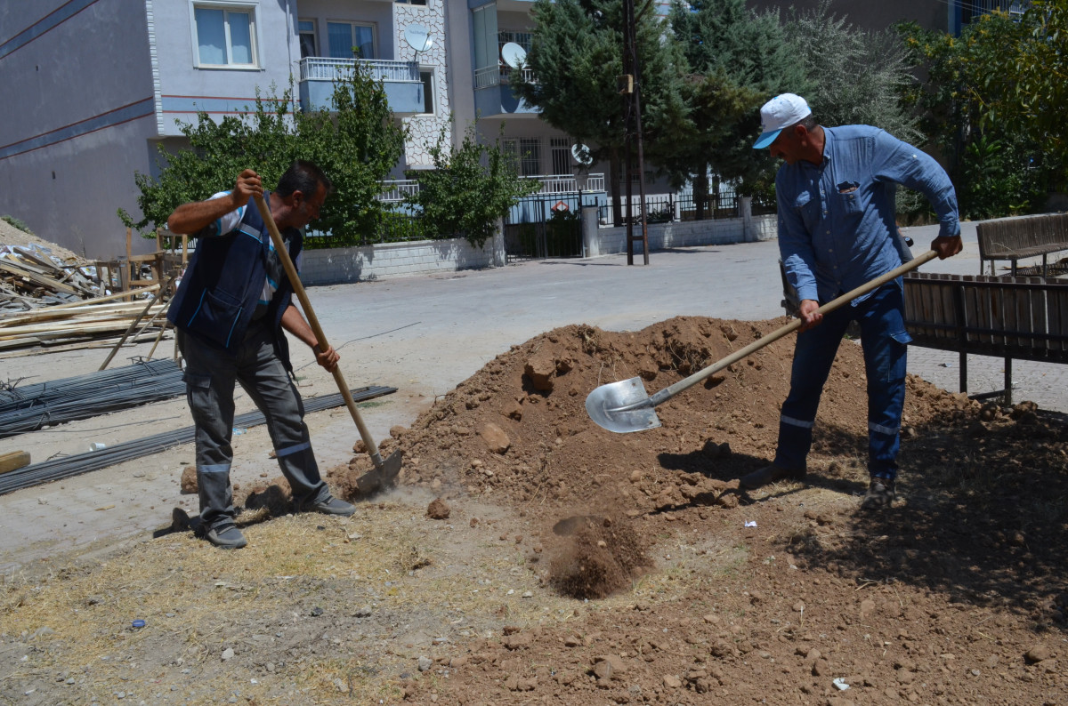 Hidayet mahallesinde Parklar Yeniden Düzenlendi