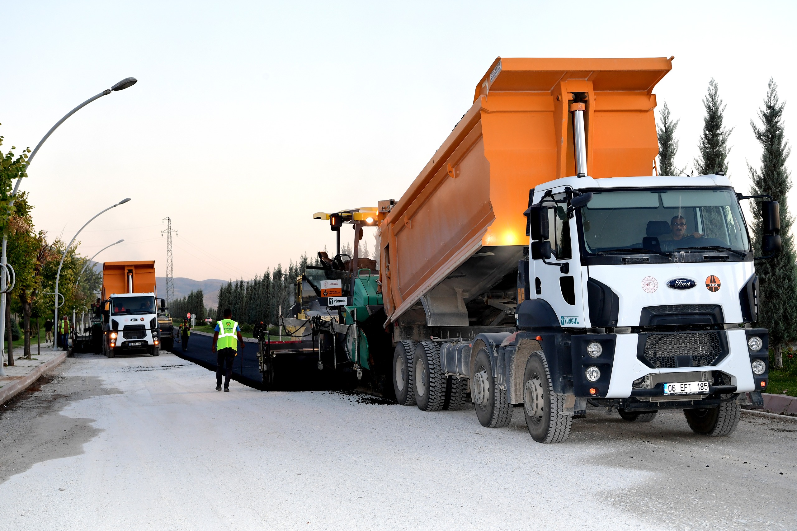 KUZEY KUŞAK YOLUNA BAŞKAN DAYANMIYOR