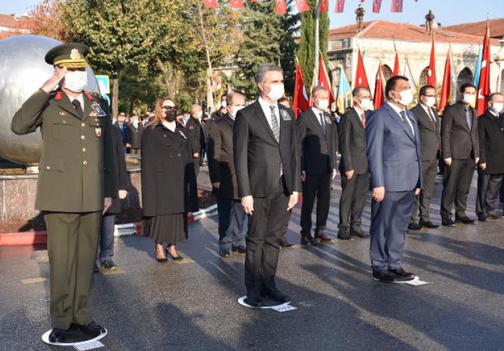 Malatya Ata'yı Anmak İçin Ayağa Kalktı