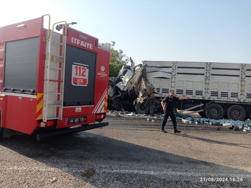 Malatya'da zincirleme kaza: 1 ölü, 1 yaralı