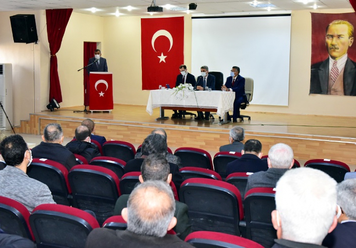 Malatya Valisi Yazıhan'da Sorunları Dinledi