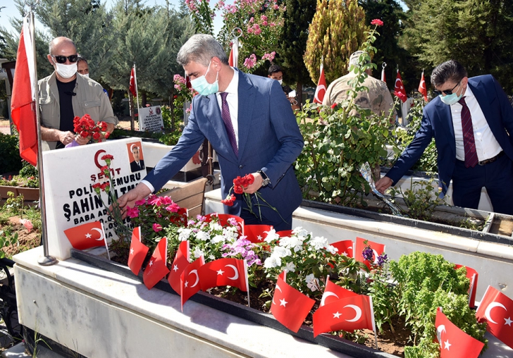 Vali Baruş, Şehit Ailelerine Bayram Ziyaretinde Bulundu