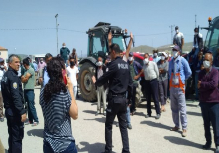 Yazıhan'da çiftçilerin sulama suyu tepkisi 