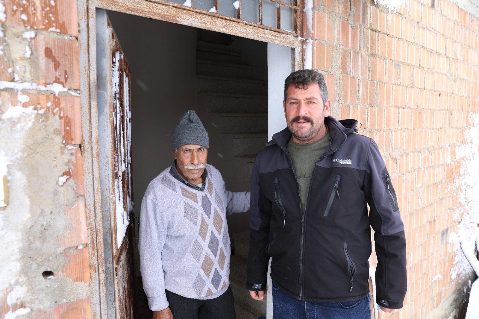 Yolu Açan Ekipler Diyaliz Hastasını Hastaneye Ulaştırdı